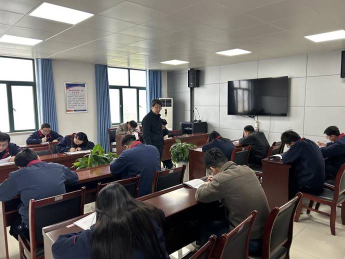 建材公司、檢測公司聯(lián)合開展管理人員業(yè)務(wù)提升考試