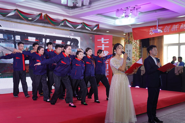 公司舉辦“建安賦”配樂.朗誦.舞蹈專題競演  公司舉辦“建安賦”配樂.朗誦.舞蹈專題競演