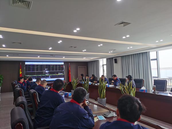 綠色智能銅基新材料項(xiàng)目召開(kāi)電解車(chē)間工程策劃會(huì) 綠色智能銅基新材料項(xiàng)目召開(kāi)電解車(chē)間工程策劃會(huì)