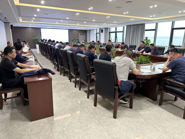 公司召開安全、環(huán)保、職業(yè)衛(wèi)生工作會(huì)議 