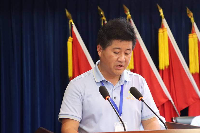 公司召開三屆一次職工代表會(huì)、三屆工會(huì)會(huì)員代表會(huì)