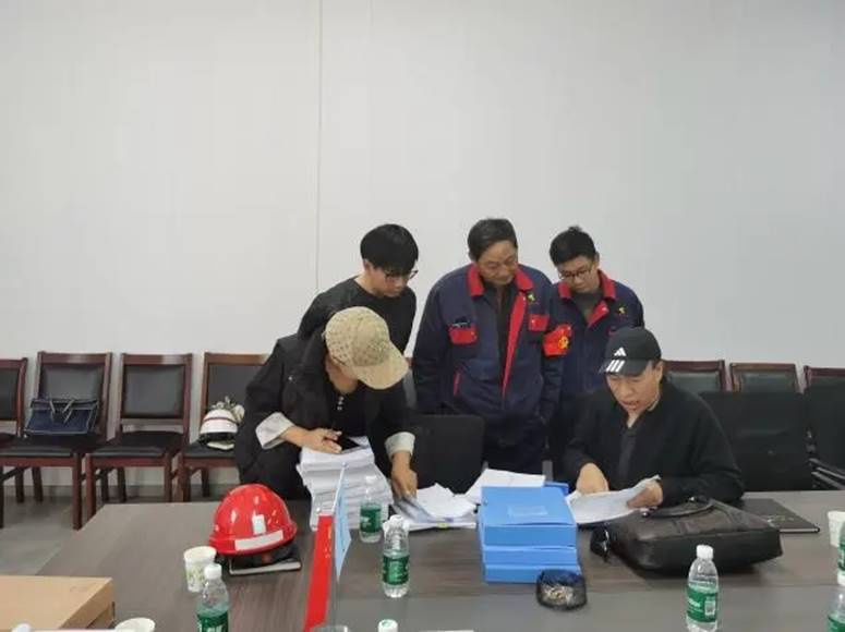 赤峰金通二期電解項(xiàng)目部順利通過赤峰市高新區(qū)國(guó)慶節(jié)前安全、質(zhì)量聯(lián)合專項(xiàng)檢查 